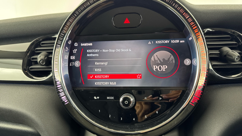 MINI Hatchback 1.5 Cooper Classic 3dr Petrol Hatchback